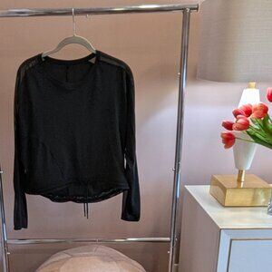 Lululemon Reach for the Run Long Sleeve (6, Black)